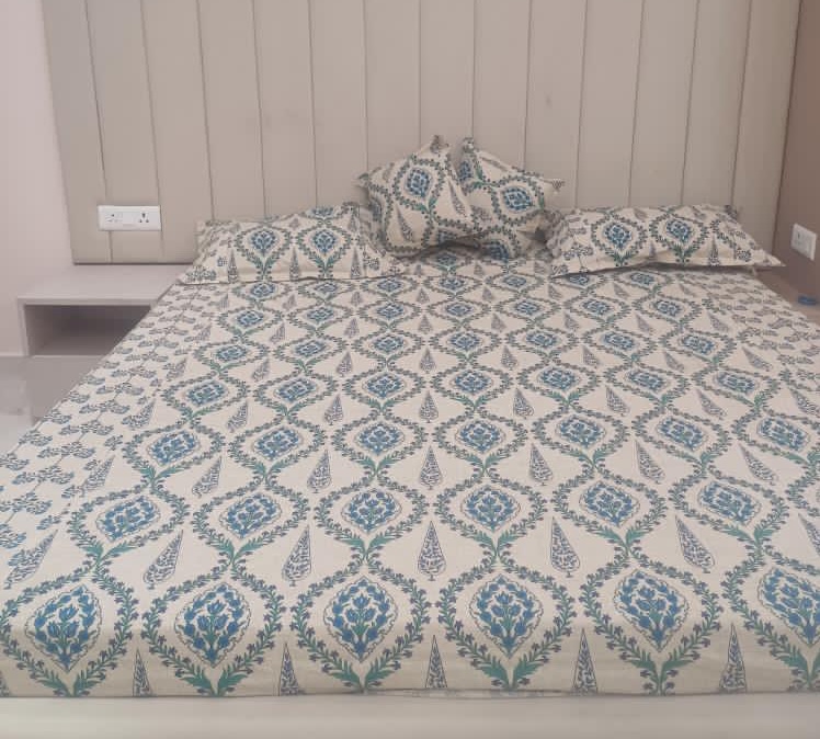 Customer photo — Anamika Kesarwani